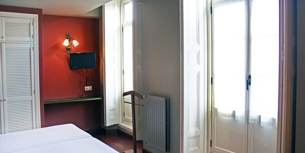 La Colmena Hotel 2*